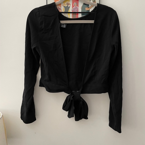 Forever 21 Open Back Black Blouse - Picture 3 of 4